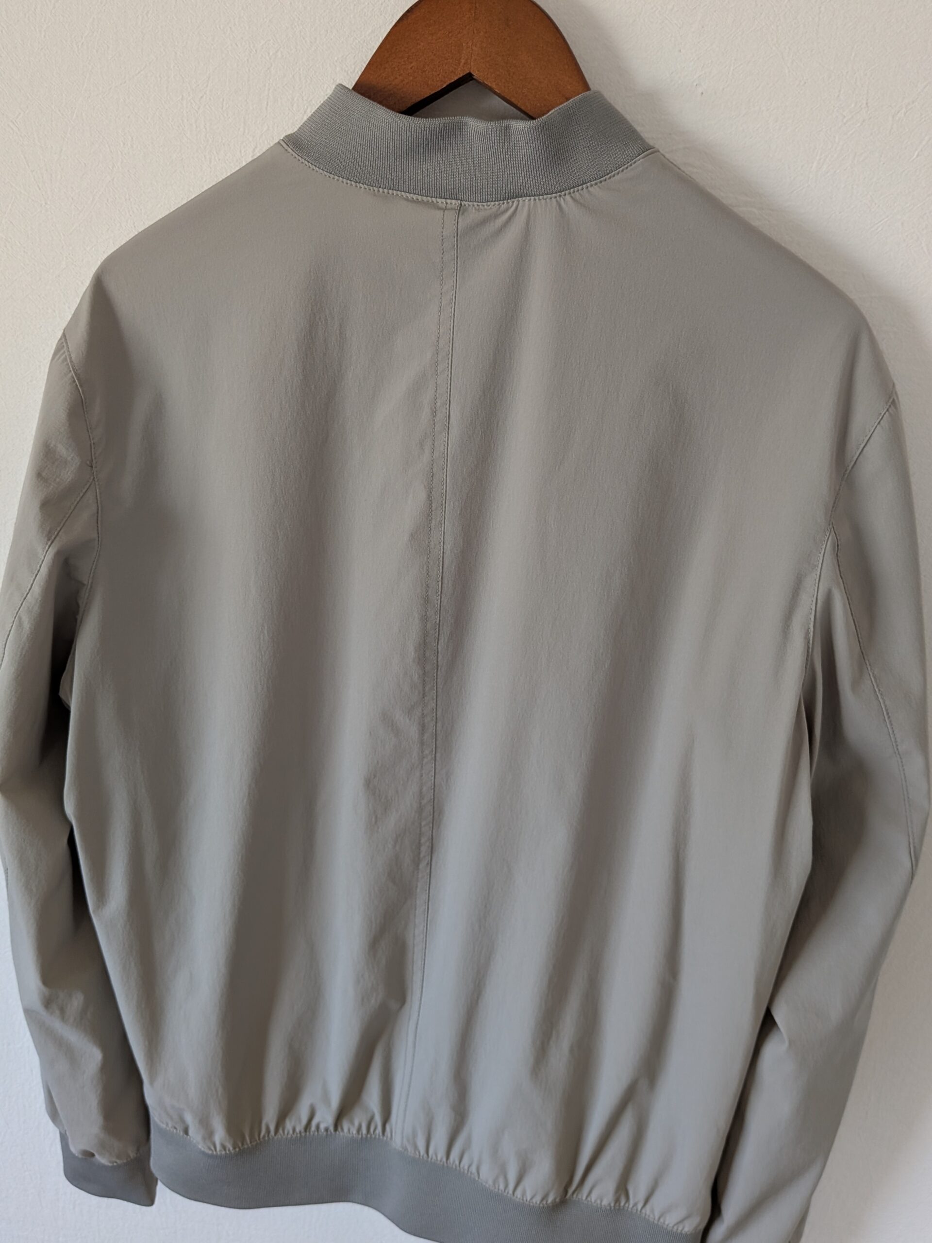 【ZARA】MA-1 ボンバージャケット ライトグレー シガレットポケット 薄手ブルゾン ザラ - 画像 (9)