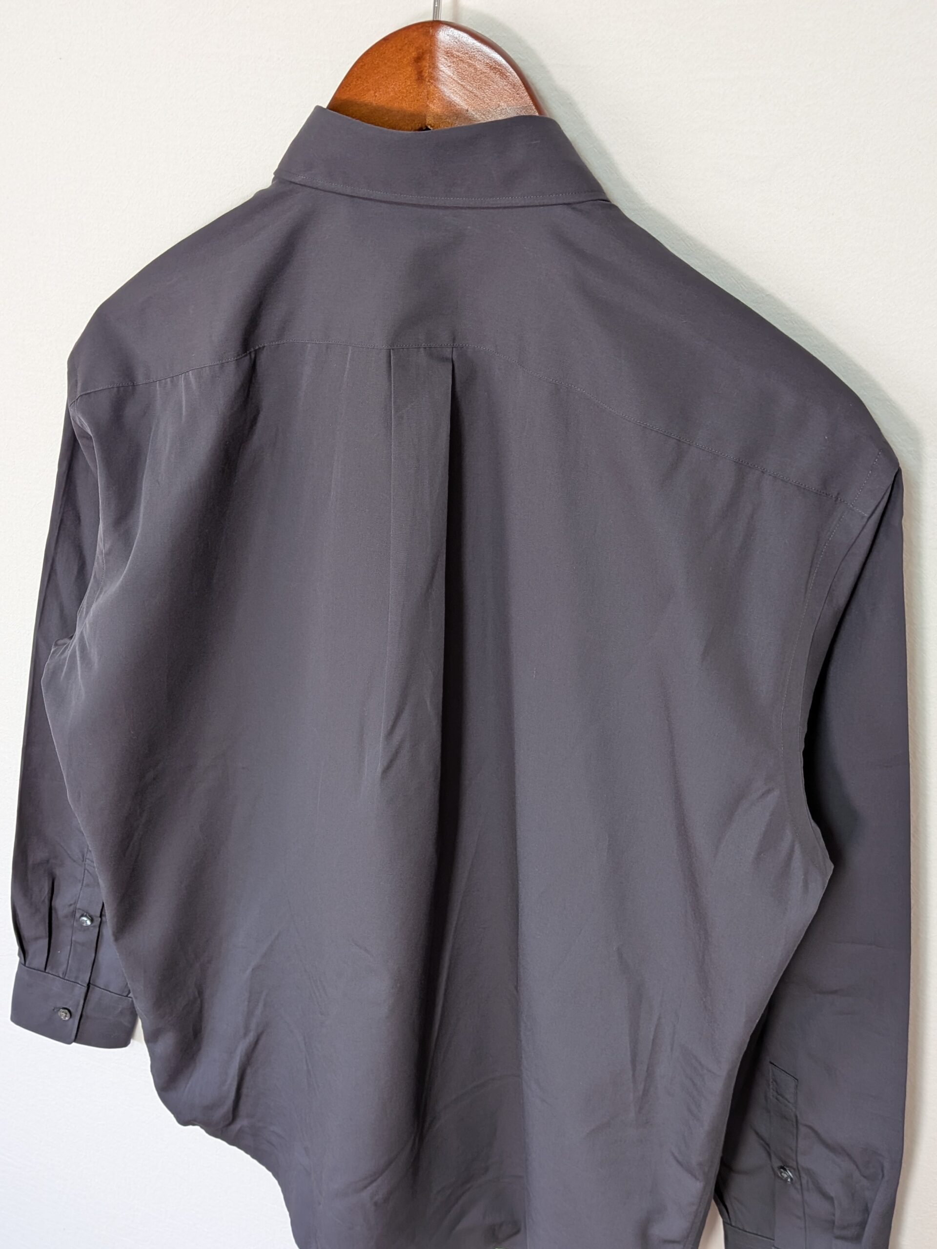 【UNIQLO+j】スーピマコットンシャツ(長袖)ダークグレー - 画像 (7)
