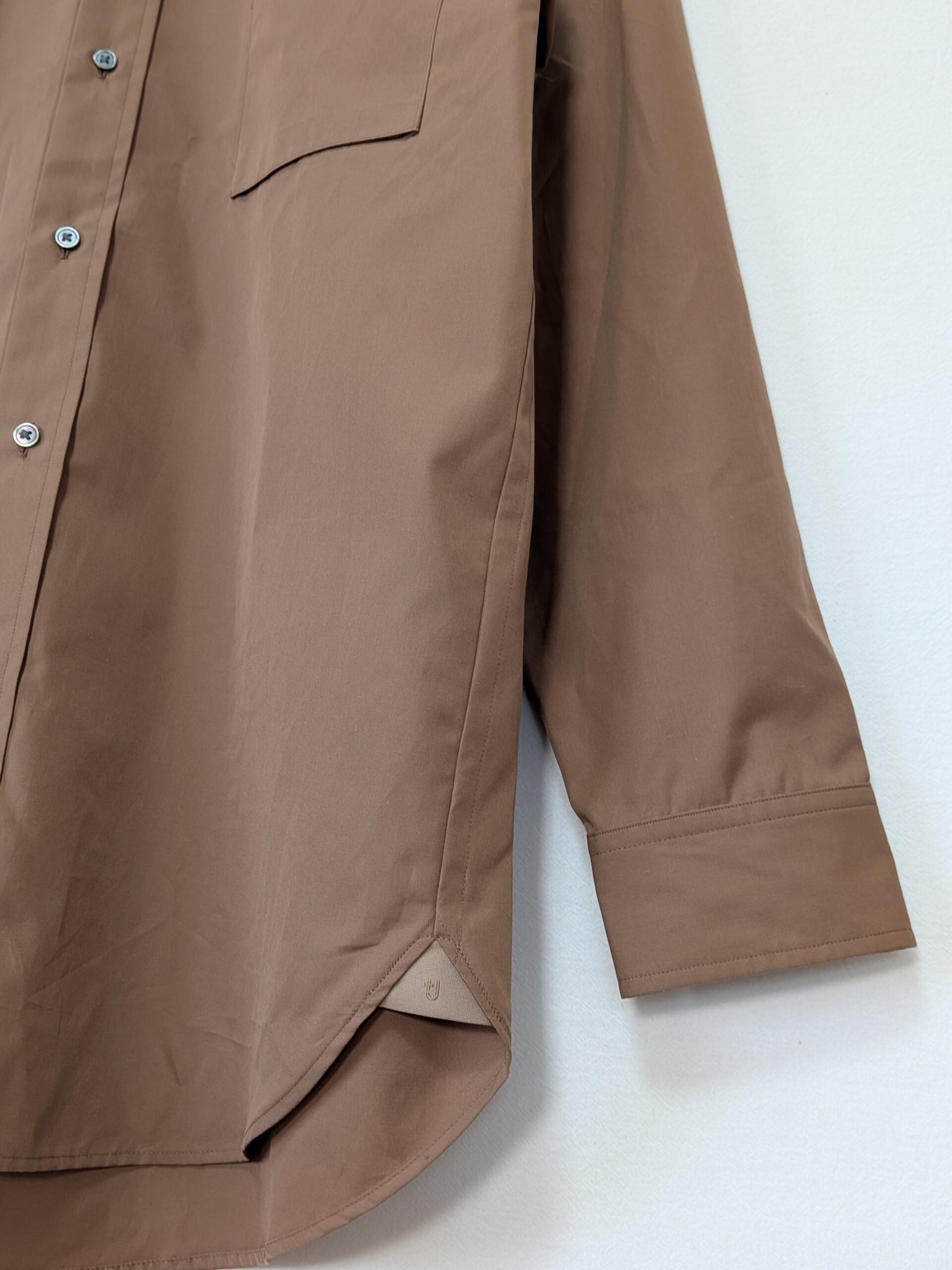 【UNIQLO +j 】スーピマコットンオーバーサイズスタンドカラーシャツ ブラウン - 画像 (5)