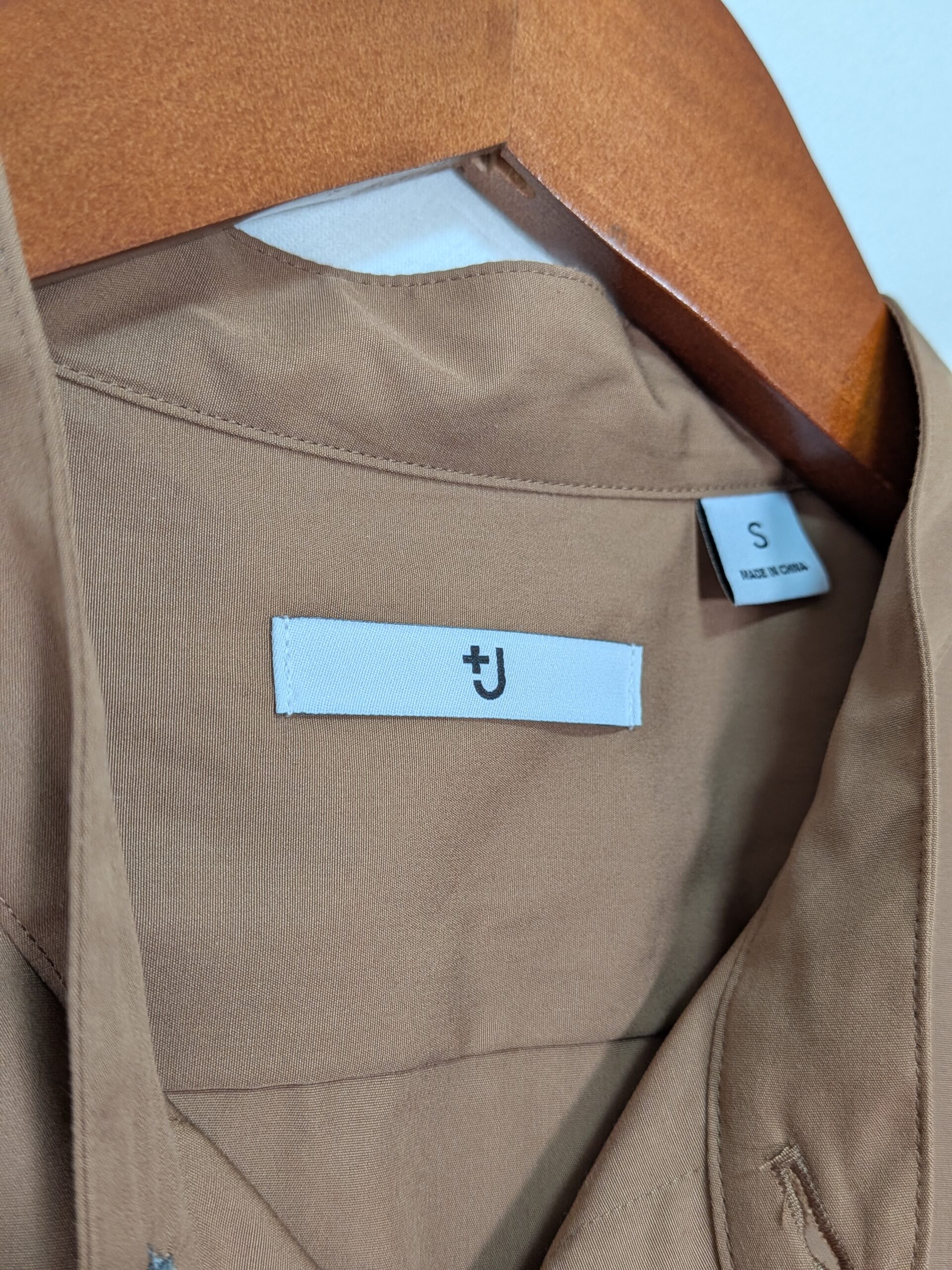 【UNIQLO +j 】スーピマコットンオーバーサイズスタンドカラーシャツ ブラウン - 画像 (6)