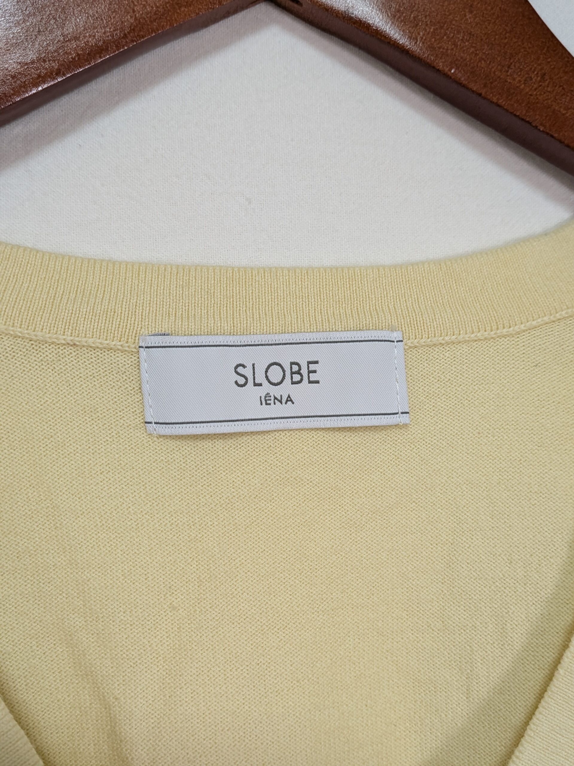 【SLOBE IENA】Vネックカーディガン 薄手コットン イエロー - 画像 (8)